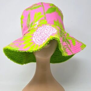 Lilly Pulitzer Pink, White, and Green Sun Hat M